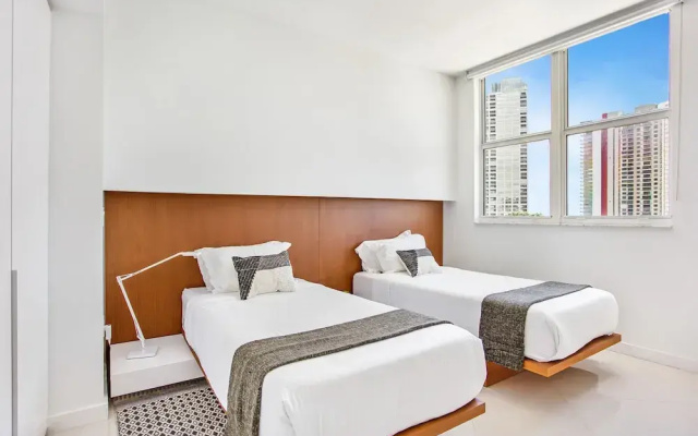 photo 2 of Lyx Suites at One Broadway in Brickell