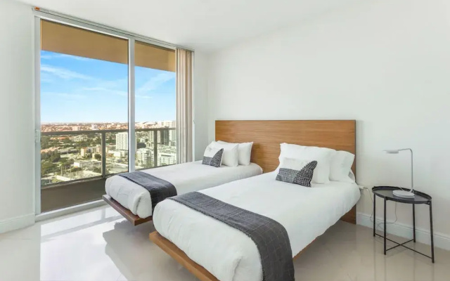 photo 3 of Lyx Suites at One Broadway in Brickell