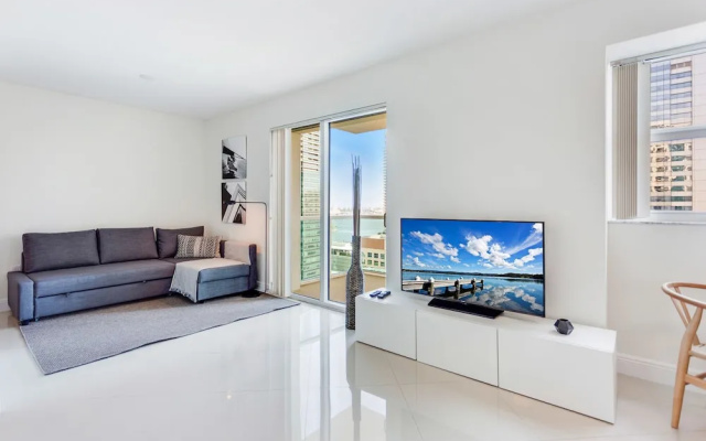photo 4 of Lyx Suites at One Broadway in Brickell