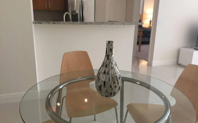 photo 4 of LYX Suites at Merrick Park in Coral Gables