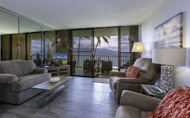 photo 5 of Maalaea Banyans 217 1 Bedroom Condo