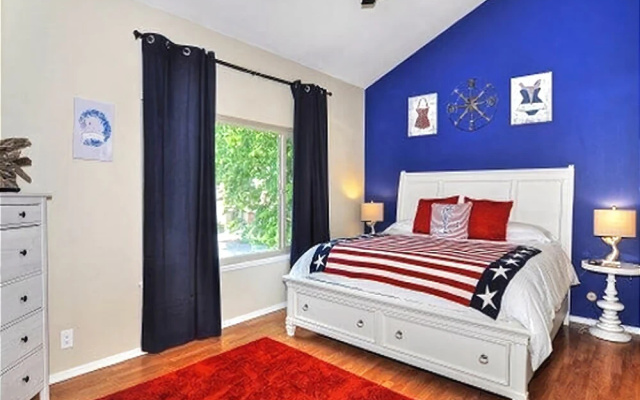 photo 4 of Mad Hatter 3 Bedrooms 2.5 Bathrooms Condo