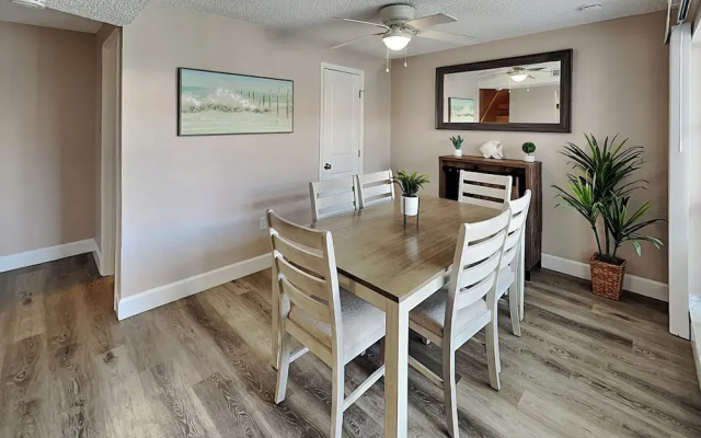 photo 3 of Madeira Beach Yacht Club 343H by Distinctive Beach Rentals