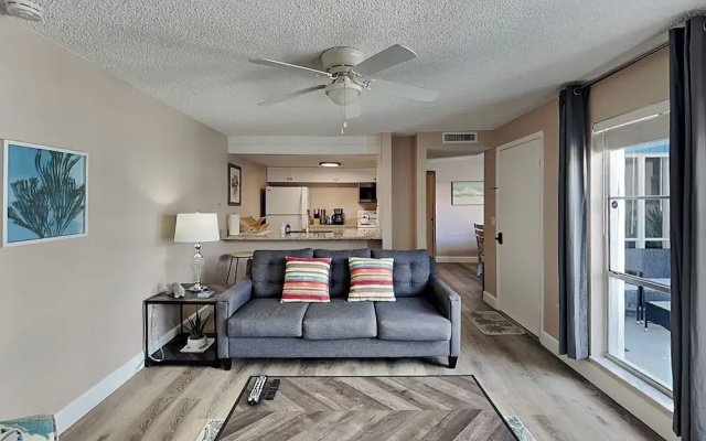 photo 5 of Madeira Beach Yacht Club 343H by Distinctive Beach Rentals