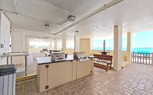 photo 5 of Madeira Vista 202 by Distinctive Beach Rentals