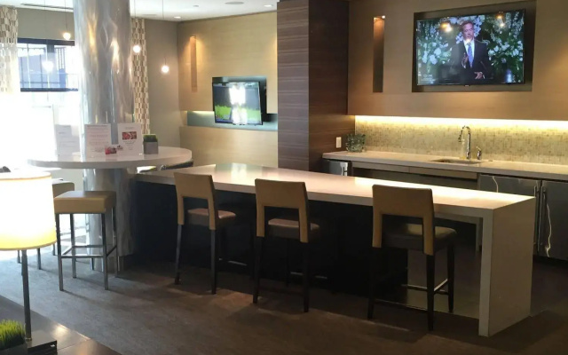 photo 5 of Madison at Ballston by Exec Apartments