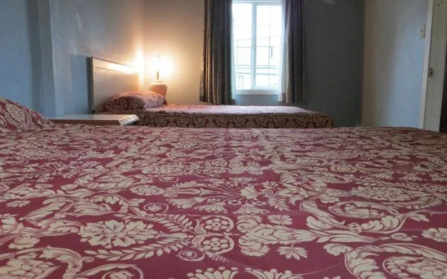 photo 4 of Madison Suites Motel