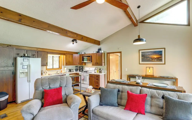 photo 4 of Maggie Valley Mountain Escape w/ Fireplace & Deck!