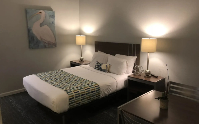 photo 4 of Sand Dollar Inn
