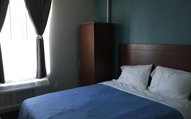 photo 5 of Magna Hotel