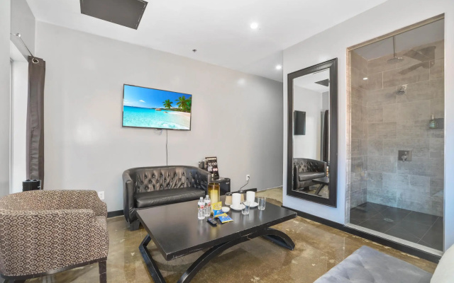 photo 4 of Magnificent En Suite Studio