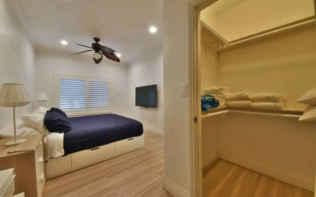 photo 5 of A2 Magnificent Home Steps From the Beach Sleeps 4