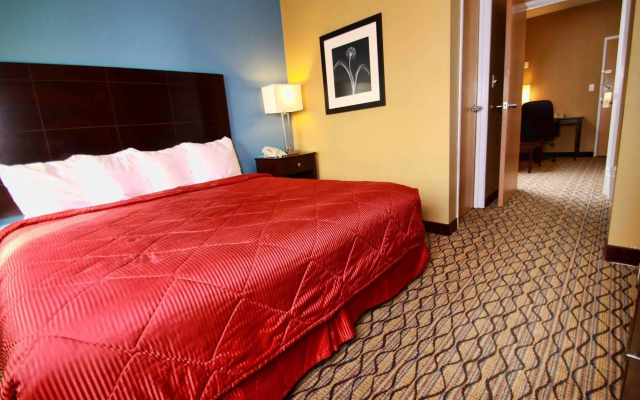 photo 5 of Comfort Inn & Suites Crystal Inn Sportsplex
