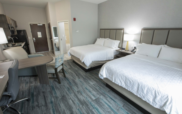 photo 5 of Magnolia Bay Hotel & Suites