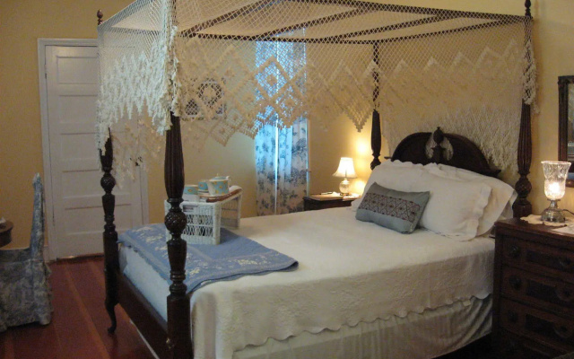 photo 2 of Magnolia Cottage Bed and Breakfast