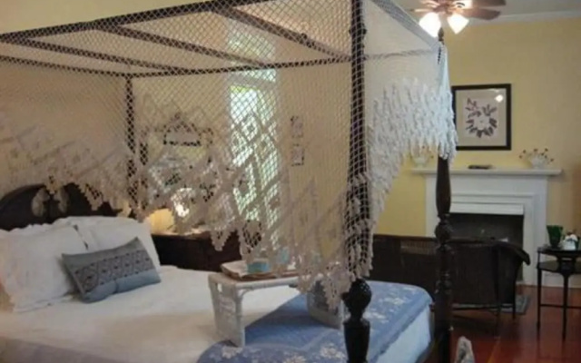 photo 5 of Magnolia Cottage Bed and Breakfast