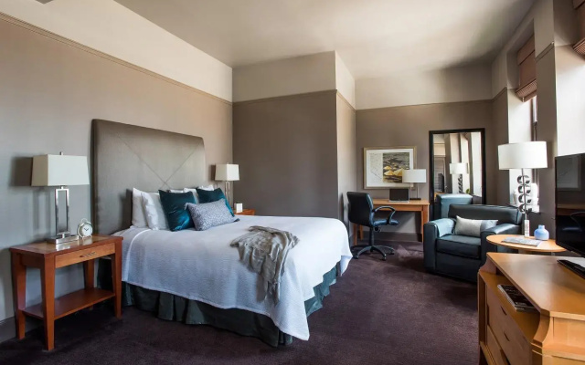 photo 5 of Magnolia Hotel Dallas Downtown