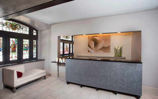 photo 2 of Magnolia Hotel St. Louis, a Tribute Portfolio Hotel