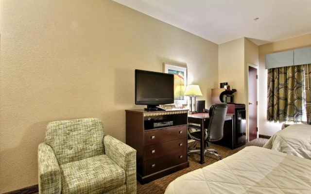 photo 2 of Magnolia Inn & Suites Savannah Airport