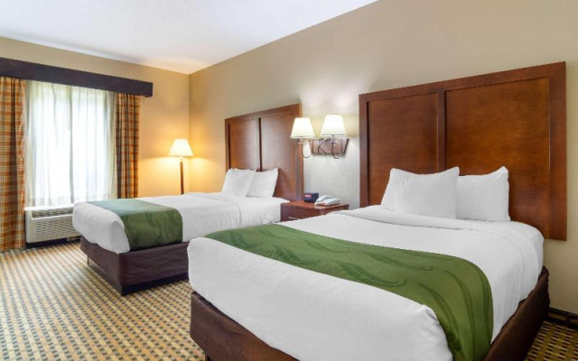 photo 3 of Magnolia Inn & Suites