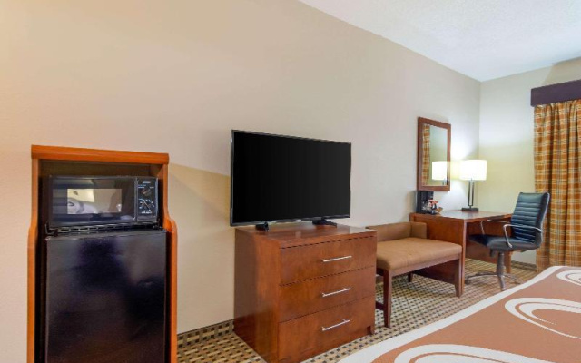 photo 5 of Magnolia Inn & Suites