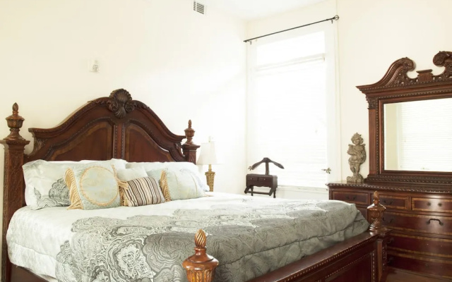 photo 4 of The Magnolia Mansion