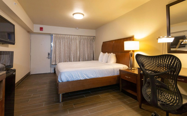 photo 3 of Magnuson Extended Stay and Suites Airport Hotel