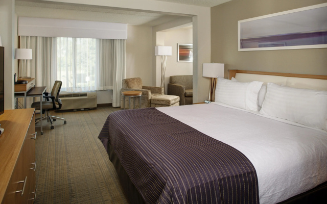 photo 4 of Holiday Inn Franklin - Cool Springs by IHG