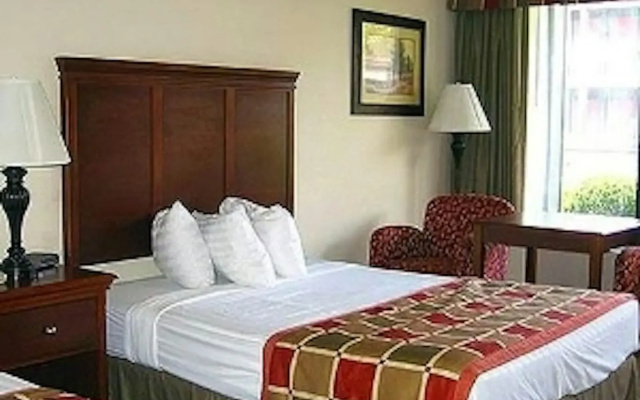 photo 4 of Great Smokies Inn Cherokee