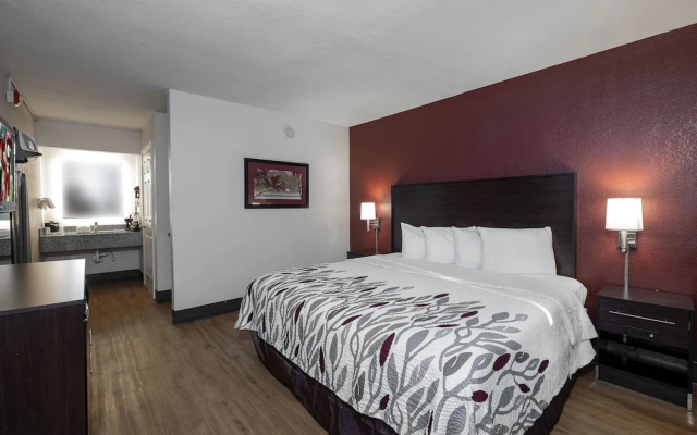 photo 3 of Red Roof Inn Gulf Shores