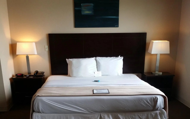 photo 4 of Ambassador Inn & Suites
