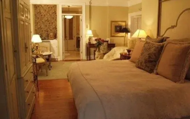 photo 3 of Main Street Inn & Spa