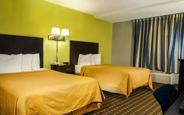 photo 4 of Maingate Inn & Suites at Four Corners