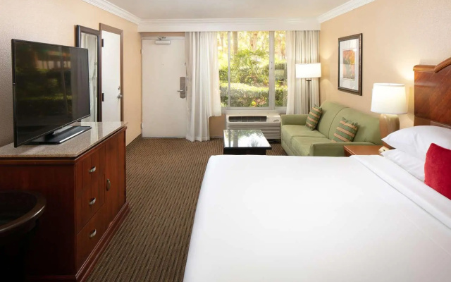 photo 5 of Red Lion Hotel Orlando - Kissimmee Maingate