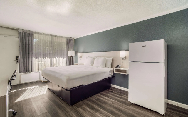 photo 3 of MainStay Suites Florence - Darlington