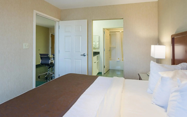 photo 3 of MainStay Suites Roanoke Airport
