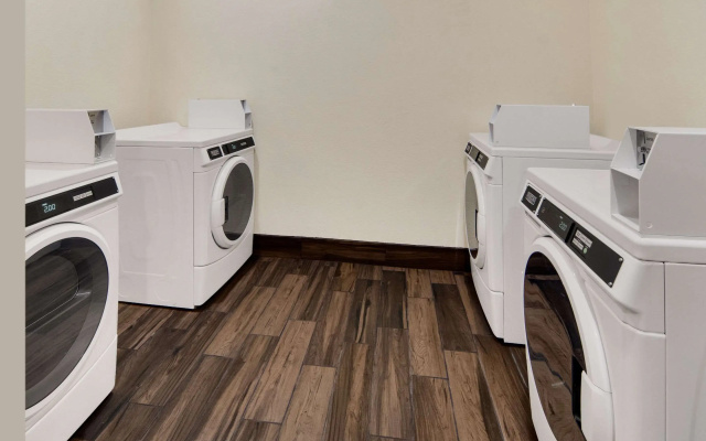 photo 5 of MainStay Suites Dallas Northwest - Irving