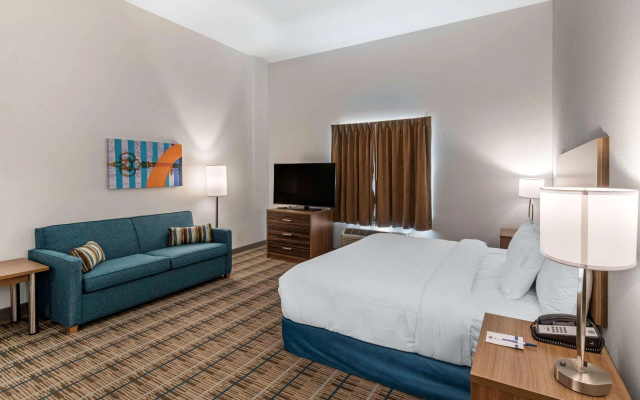 photo 2 of MainStay Suites Denver International Airport
