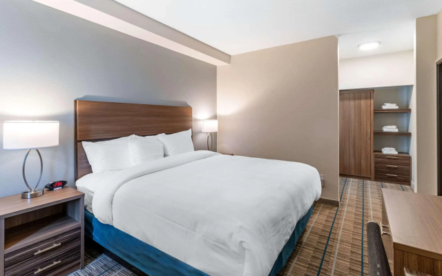 photo 4 of MainStay Suites Denver International Airport