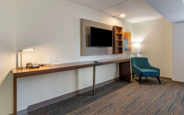 photo 5 of Mainstay Suites Lexington