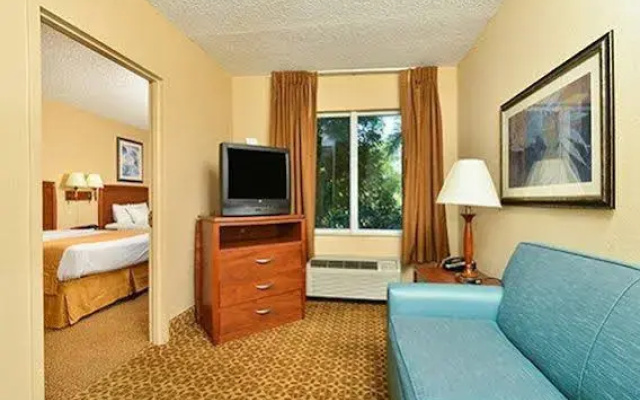 photo 4 of Mainstay Suites Tamarac