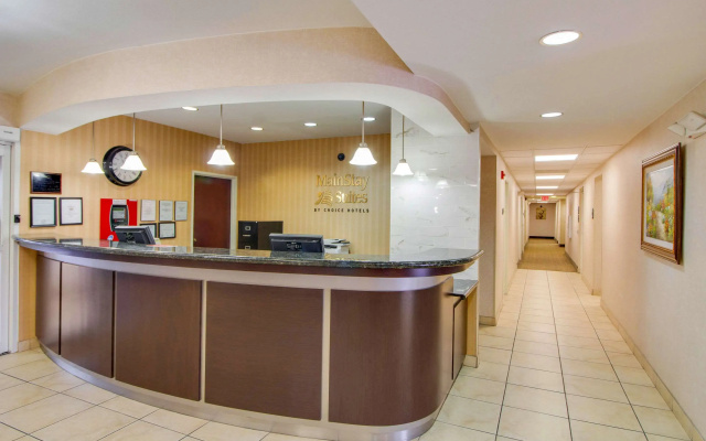 photo 2 of MainStay Suites Texas Medical Center/Reliant Park