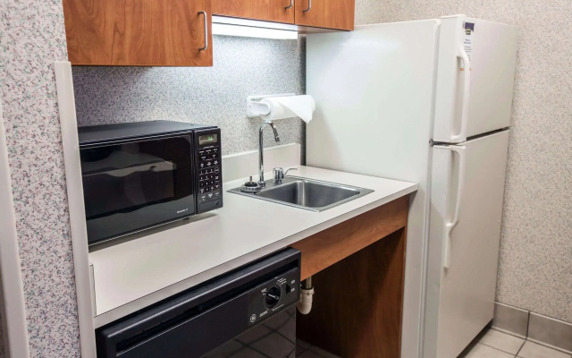 photo 3 of Mainstay Suites Wilmington