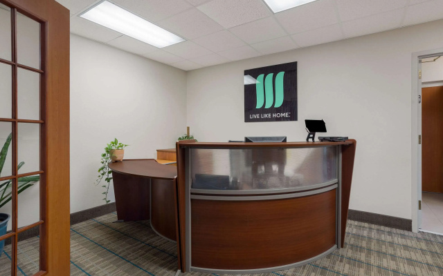photo 2 of MainStay Suites Wilmington - University Area