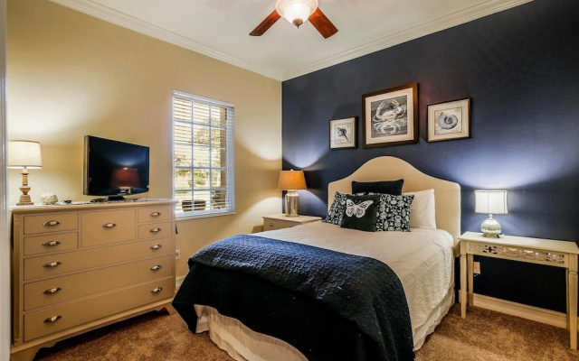 photo 4 of MAJ8978 4 Bedroom Holiday Home by Marco Naples Vacation Homes