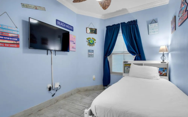 photo 2 of Majestic Beach Towers 2-1305