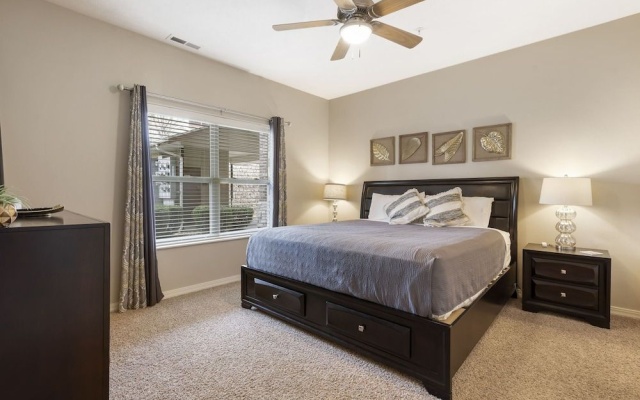 photo 2 of Majestic Luxury Condo at Table Rock Lake