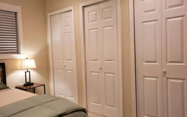 photo 2 of Room in House - Majestic Private Room