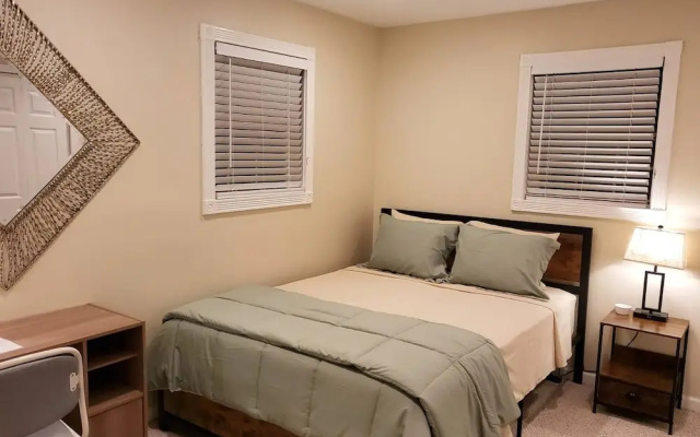 photo 3 of Room in House - Majestic Private Room