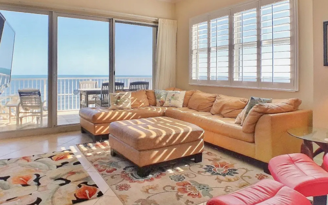 photo 3 of Malibu 602 Apartment 3